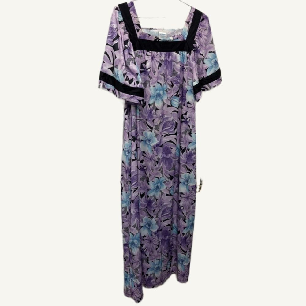 Vintage Velrose Purple & Blue Floral Nightgown - Size Large